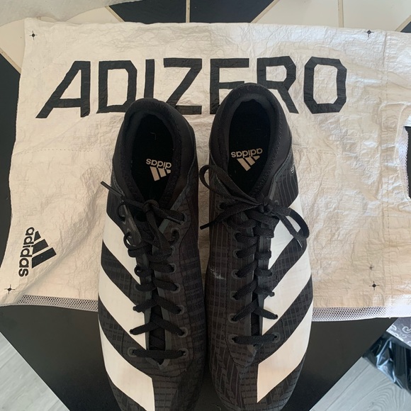 Adidas track spikes 9.5, 50% of the cleat was composed from recycled materials. - Picture 5 of 8